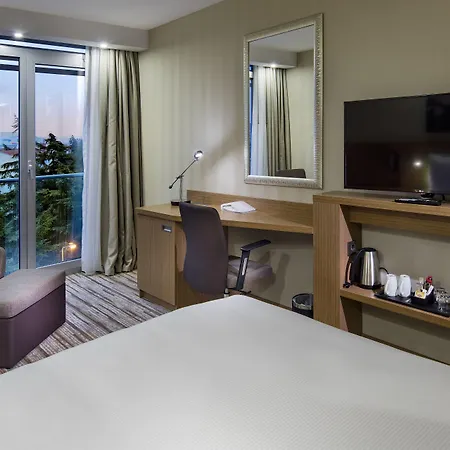 Hampton By Hilton Atakoy Hotel