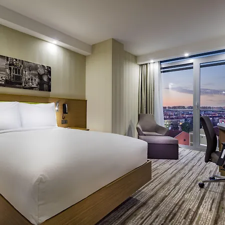Hotel Hampton By Hilton Atakoy