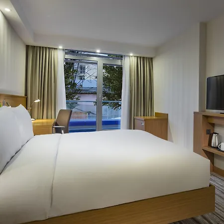 Hampton By Hilton Atakoy ホテル 3*