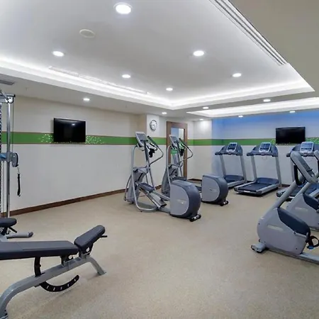 Otel Hampton By Hilton Atakoy 3*