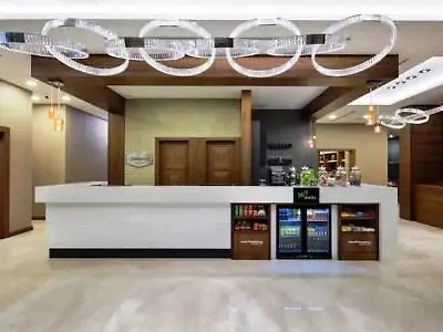 Hotel Hampton By Hilton Atakoy