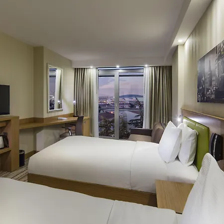 Hampton By Hilton Atakoy 3*