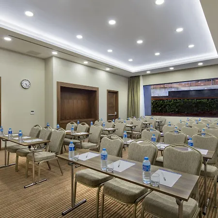 Hampton By Hilton Atakoy