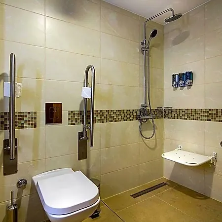 Hampton By Hilton Atakoy 3* Стамбул
