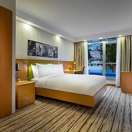 Hampton By Hilton Atakoy 3*