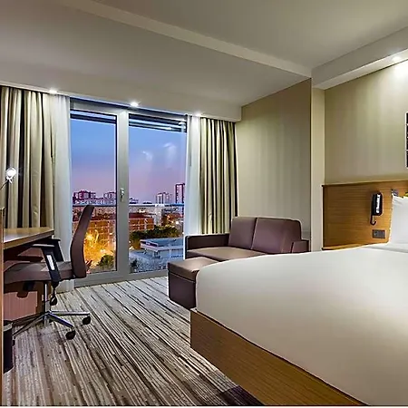 Hampton By Hilton Atakoy 3*