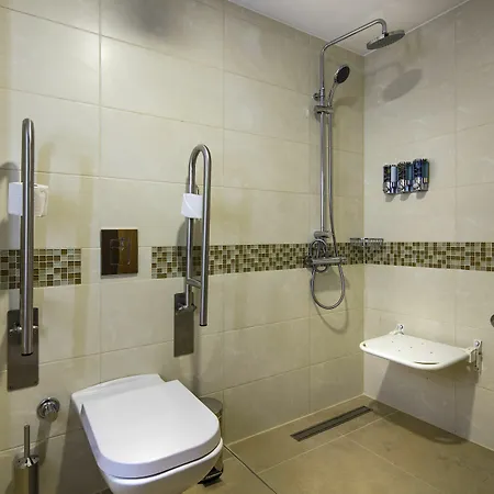 Hotel Hampton By Hilton Atakoy 3*