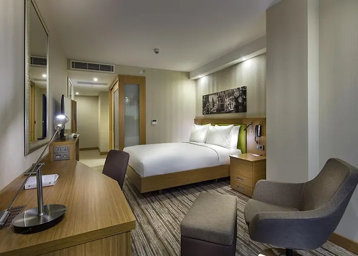 Hampton By Hilton Atakoy Отель