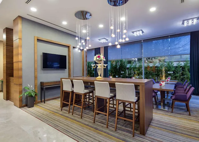 Hampton By Hilton Atakoy 3*