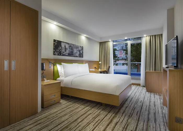 Hampton By Hilton Atakoy Отель Стамбул