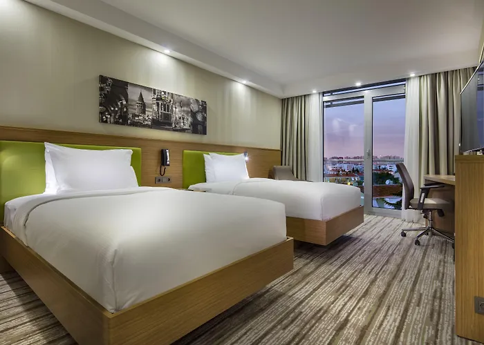 Hampton By Hilton Atakoy 3*