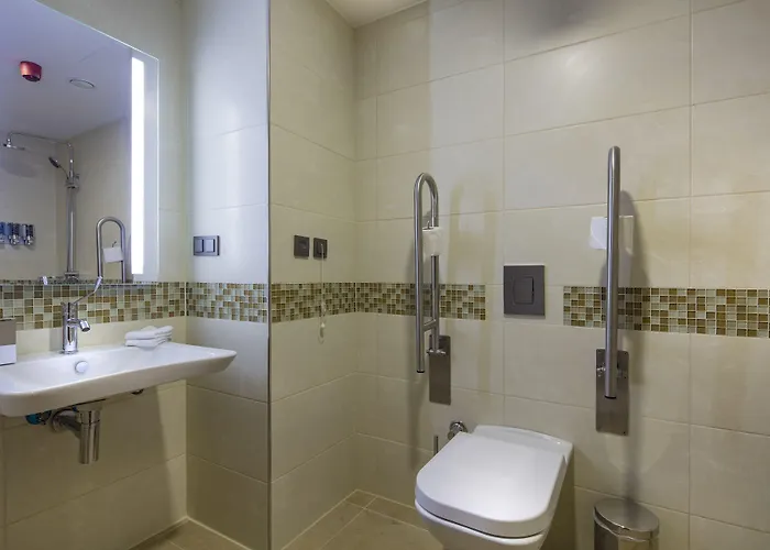 Hampton By Hilton Atakoy Отель Стамбул