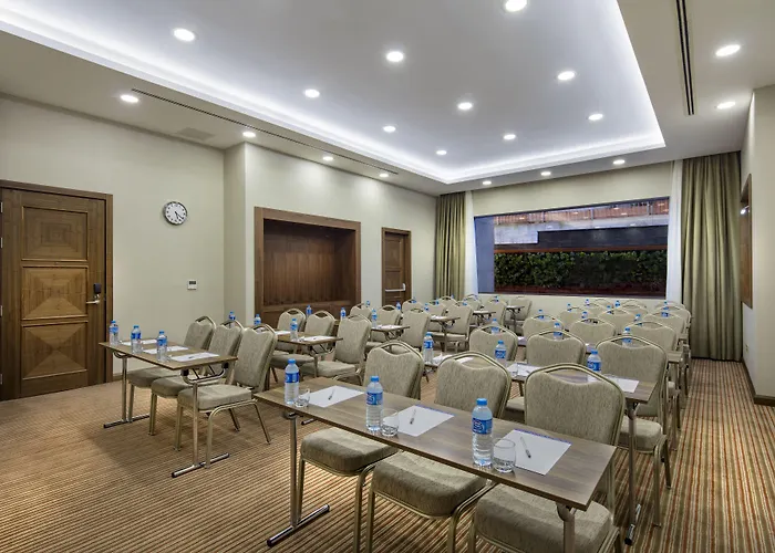 Hampton By Hilton Atakoy