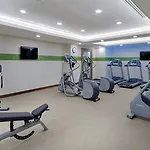 호텔 햄프턴 바이 힐튼 아타코이