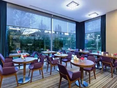 Hotel Hampton By Hilton Atakoy